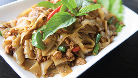 C03. Pad Kee Mao Noodle