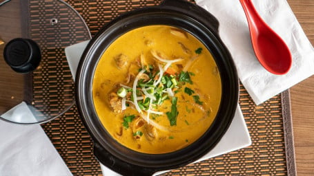 Sweet Potato And Curry Chicken Clay Pot