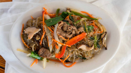 33. Pan-Fried Glass Noodle With Beef Vegetables