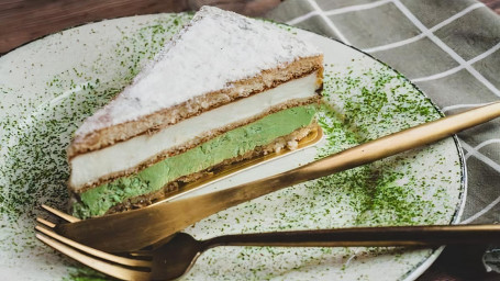 Pistachio Ricotta Layer Cake