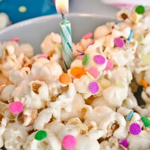 Pastel De Cumpleaños En Palito