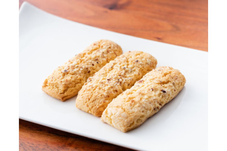 Almond Dippers (3 Pieces)