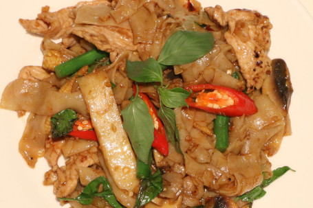 Spicy Noodles,Pad Khee Mao.