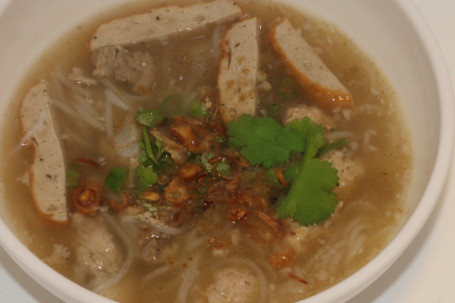 Jub Yuan ,Vietnamese Style Rice Vermicelli Noodles Soup