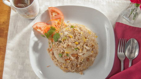 N7. Pineapple Fried Rice