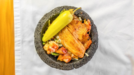 #77Seafood Molcajete