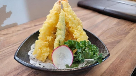 A2-Assorted Tempura (6Pcs)