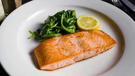 Atlantic Salmon (8 Oz)