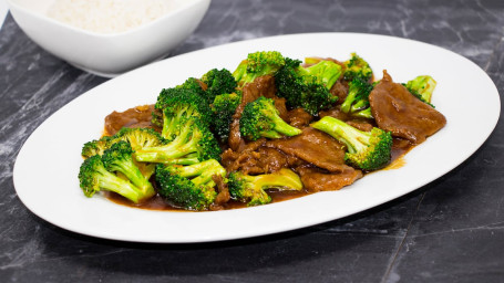 D19. Beef W/ Broccoli