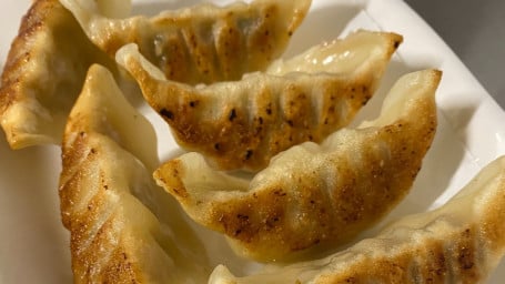 Pan-Fried Dumpling Jiān Jiǎo