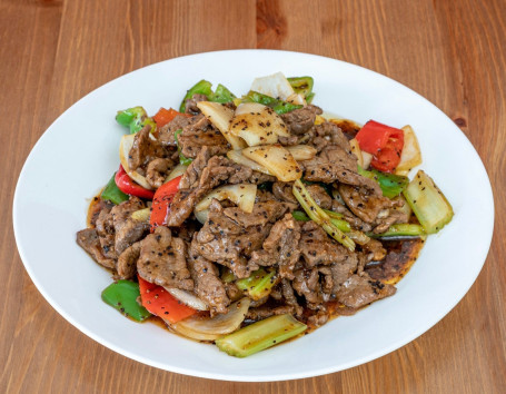 Sizzling Beef With Vegetables In Black Pepper Sauce
