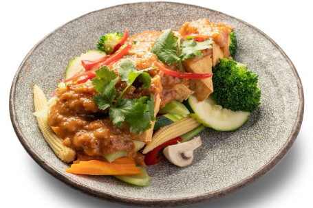 Fried Tofu With Steamed Asiangreens And Peanut Sauce