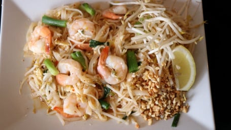 10. Pad Thai Dinner