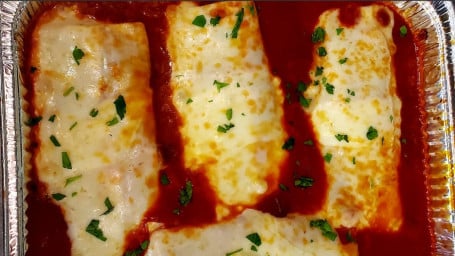 Homemade Lasagna Family Platter