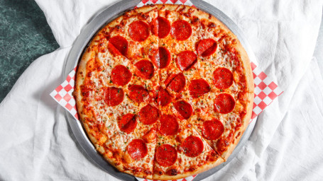 Pepperoni Pizza 18 Large