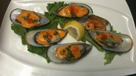 A8. Baked Mussels