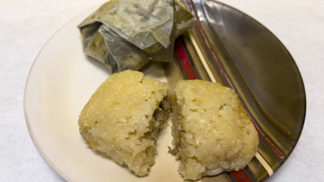 Sticky Rice With Chicken In Lotus Leaves Nuò Mǐ Jī