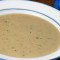 Lata de sopa condensada de crema de pollo